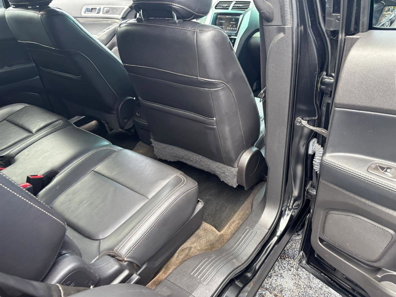 Used 2015 Ford Explorer Sport w/ Equipment Group 401A image 12