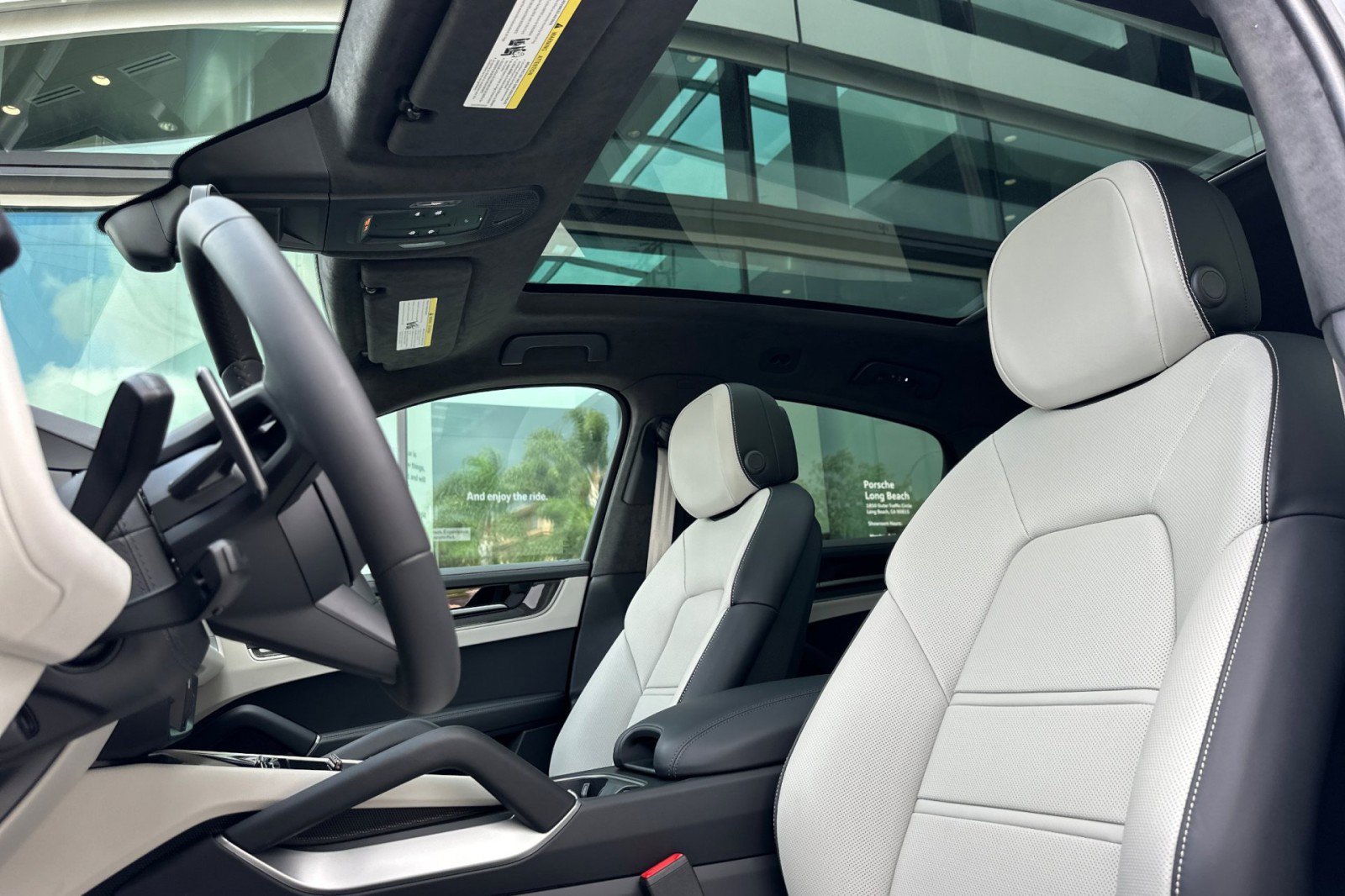 New 2026 Porsche Cayenne Turbo image 5