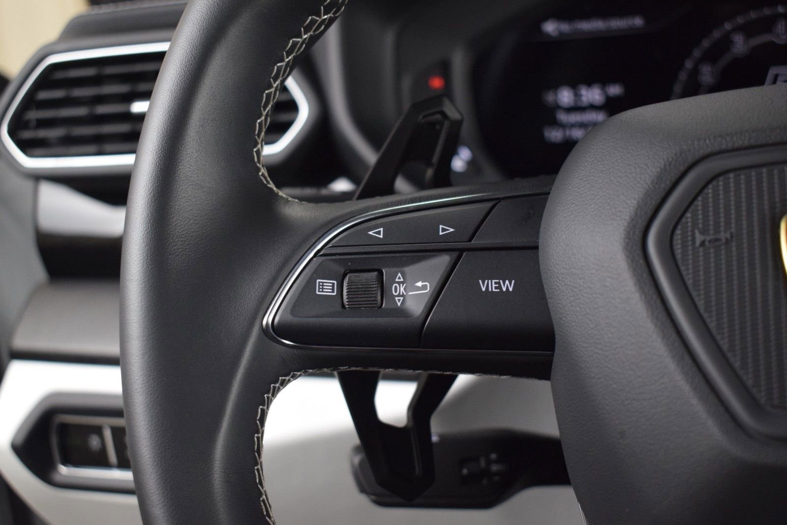 Used 2024 Lamborghini Urus S image 26