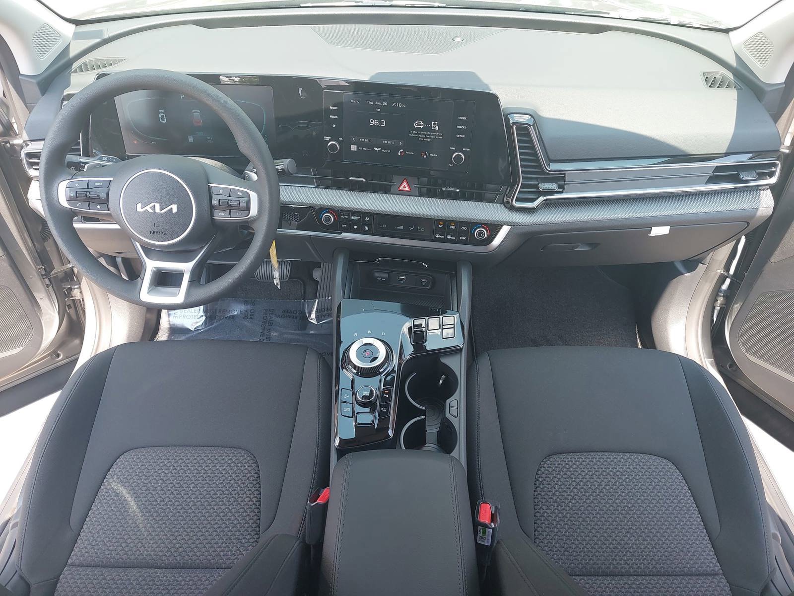 New 2025 Kia Sportage LX FWD image 9