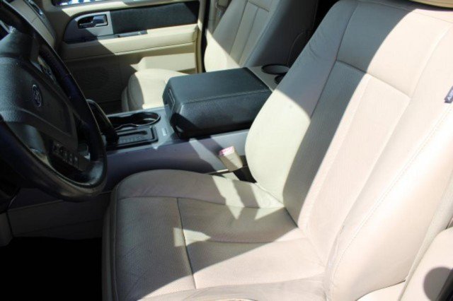 Used 2017 Ford Expedition EL XLT w/ Equipment Group 202A image 38