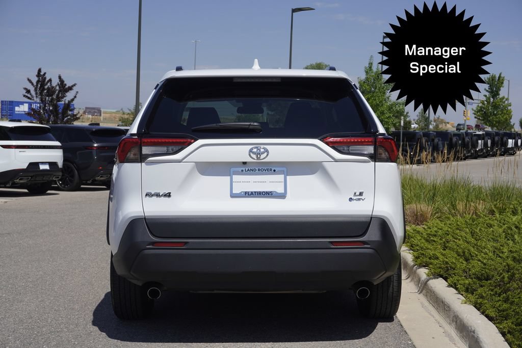 Used 2025 Toyota RAV4 LE AWD/4WD image 6