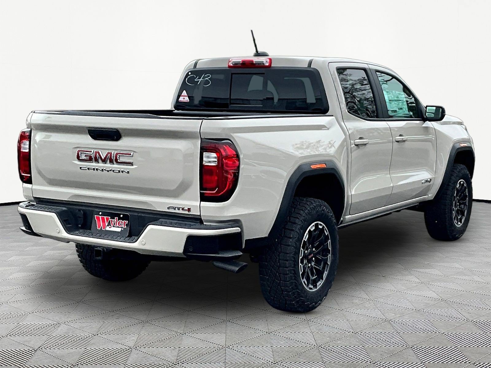 New 2026 GMC Canyon AT4 AWD/4WD image 7