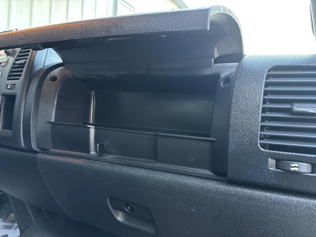 Used 2011 Chevrolet Silverado 1500 LT w/ Texas Edition image 25