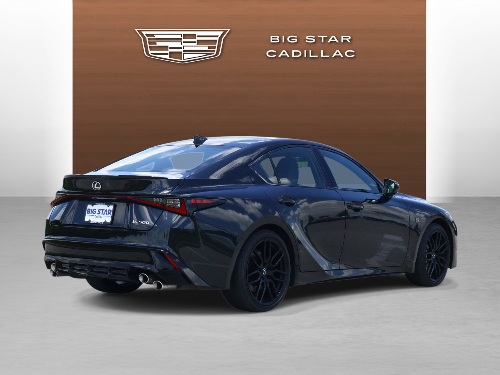 Used 2023 Lexus IS 500 RWD image 5