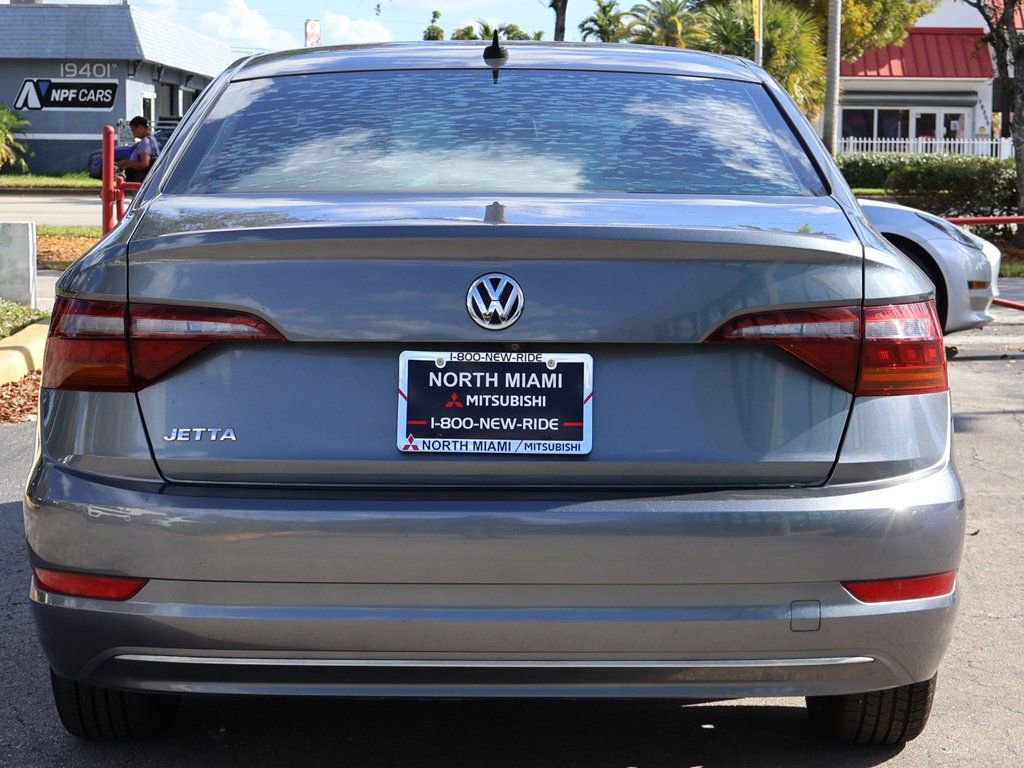 Used 2019 Volkswagen Jetta S w/ Driver Assistance Package image 9