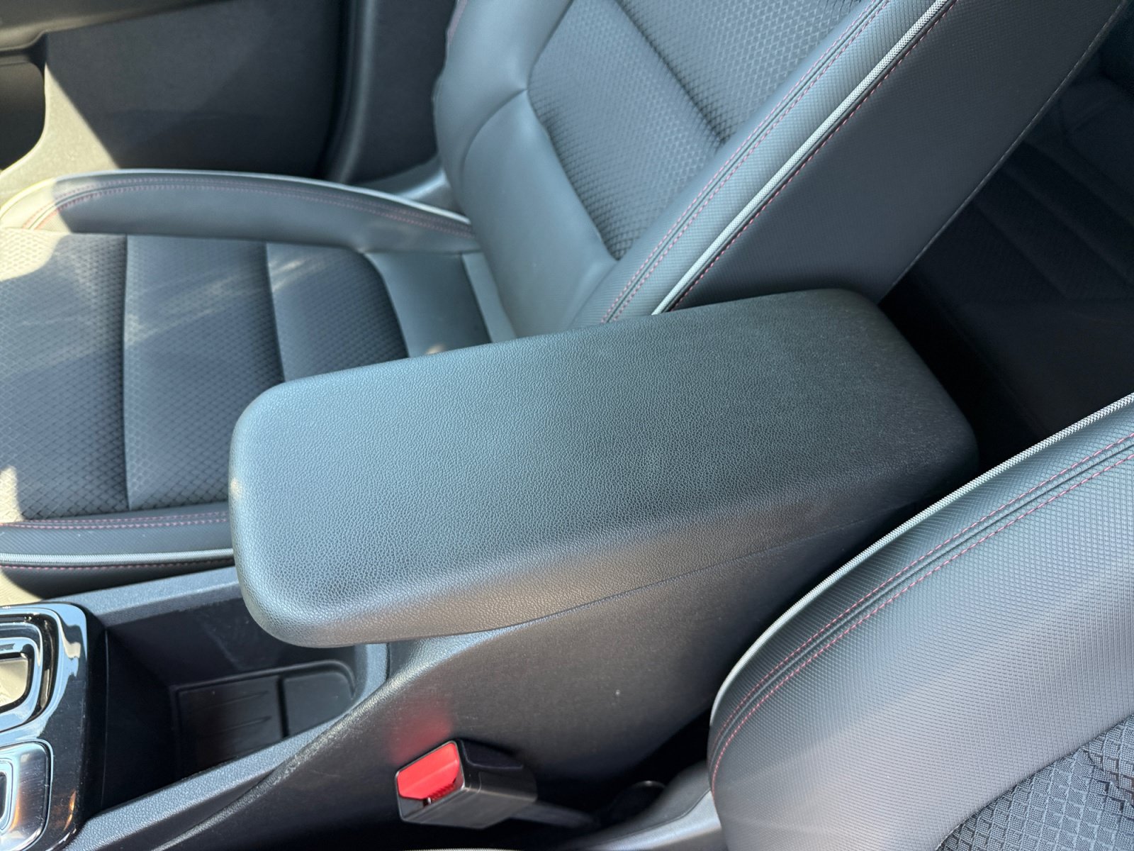 Used 2021 Chevrolet TrailBlazer RS w/ Convenience Package FWD image 14