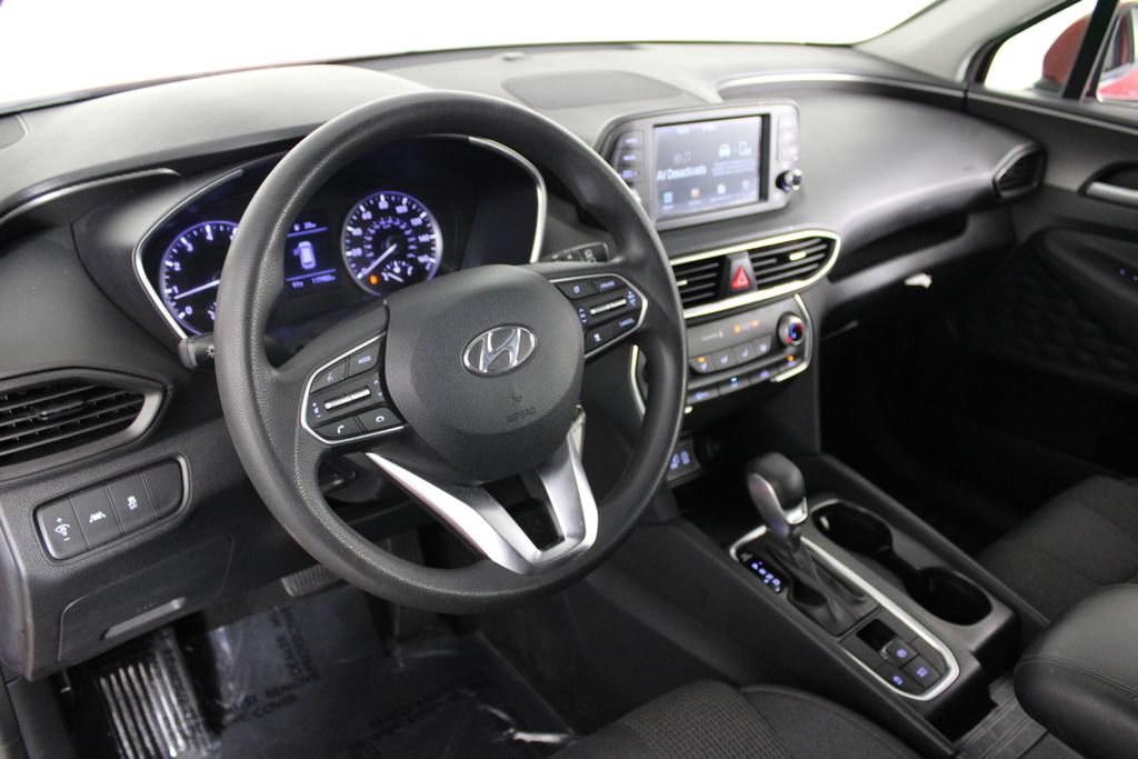 Used 2020 Hyundai Santa Fe SE FWD image 16