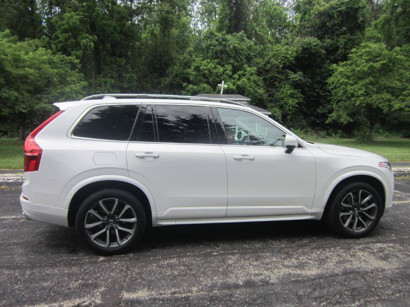 Used 2019 Volvo XC90 T6 Momentum w/ Protection Package Premier AWD/4WD image 3