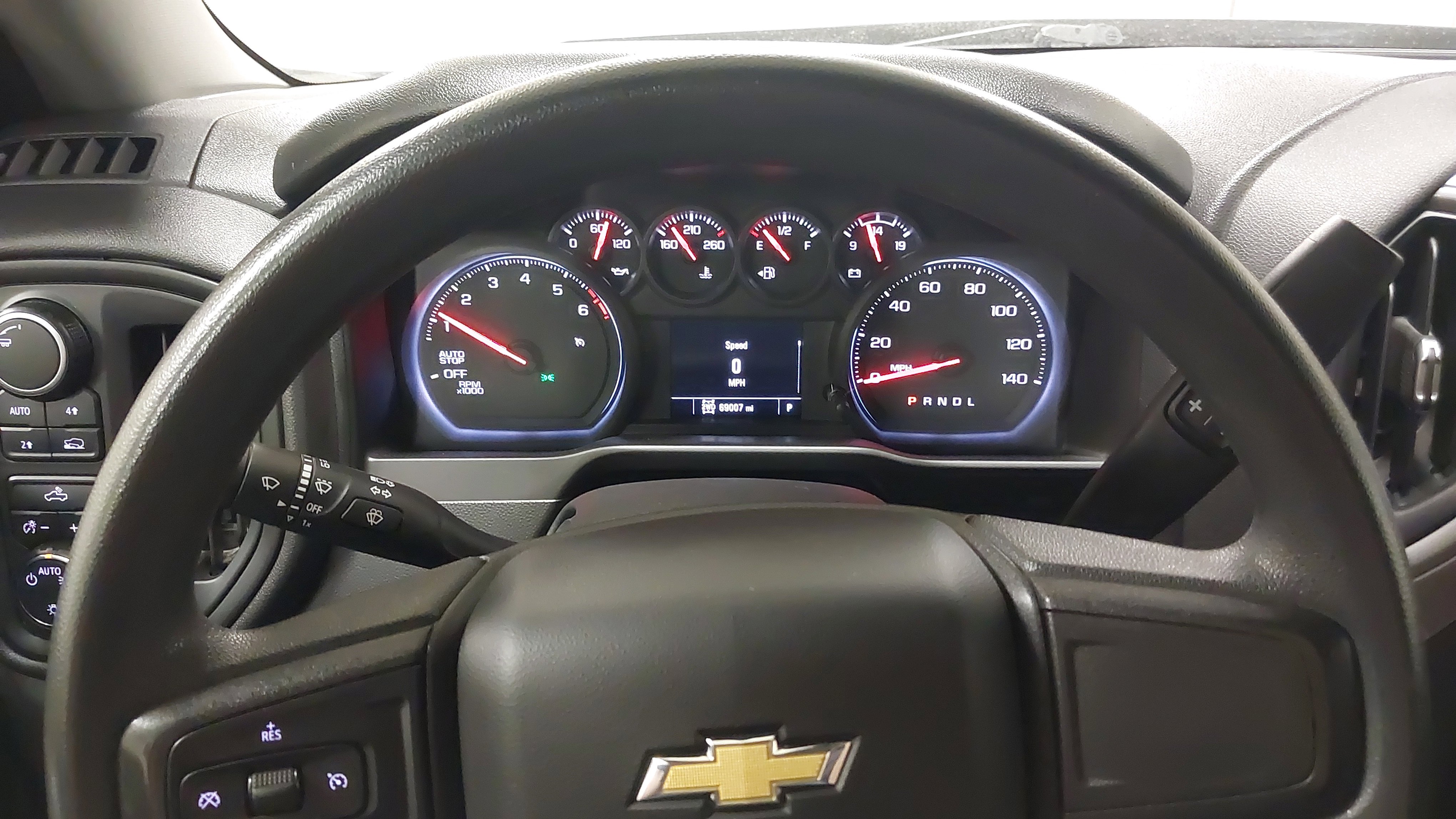 Used 2020 Chevrolet Silverado 1500 Custom w/ Custom Value Package image 18