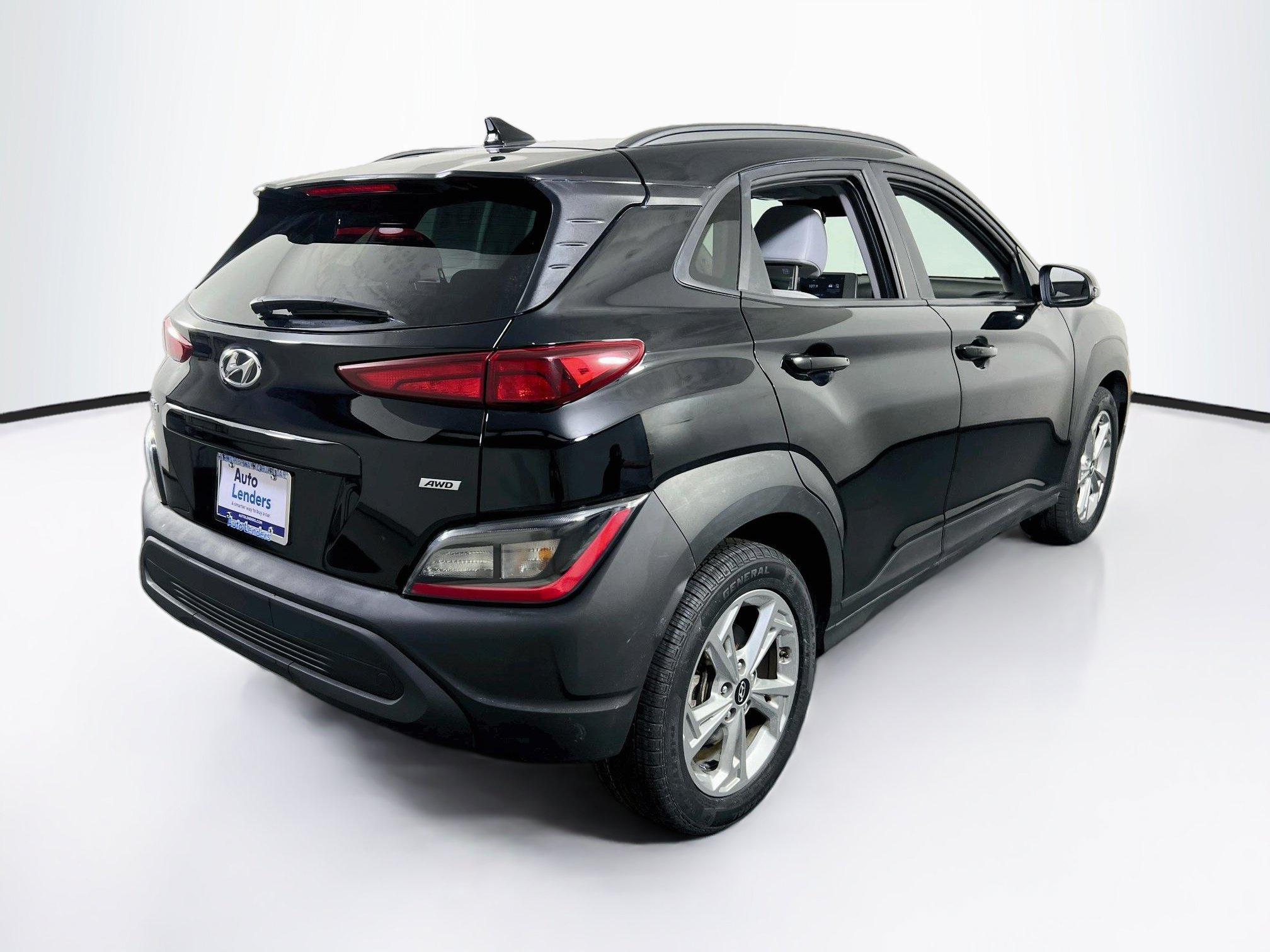 Used 2023 Hyundai Kona SEL w/ Cargo Package AWD/4WD image 5