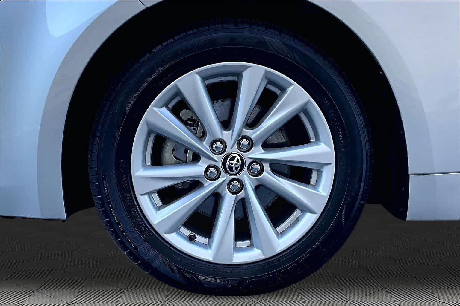 Certified 2026 Toyota Corolla SE FWD image 11