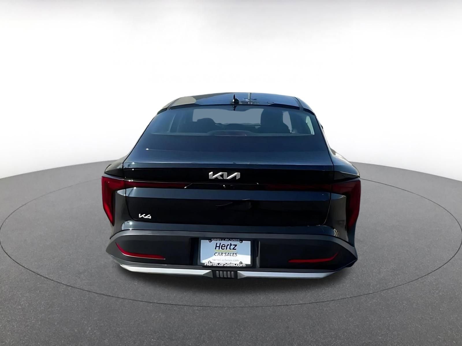 Used 2025 Kia K4 LXS image 12