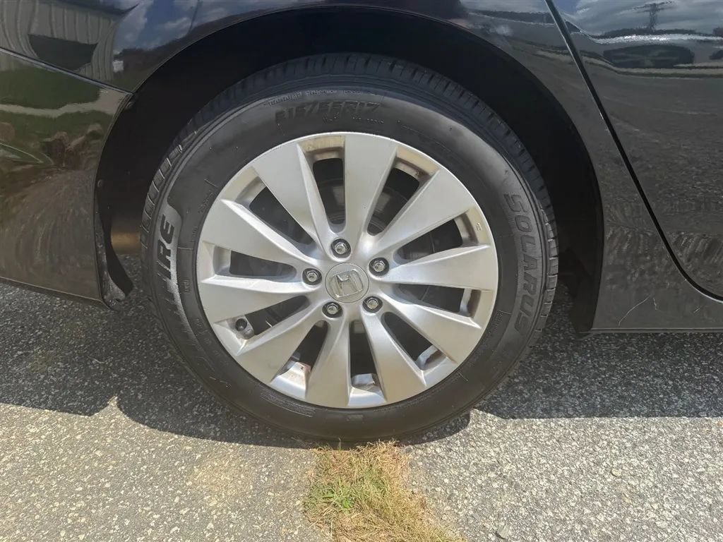 Used 2015 Honda Accord EX-L image 43