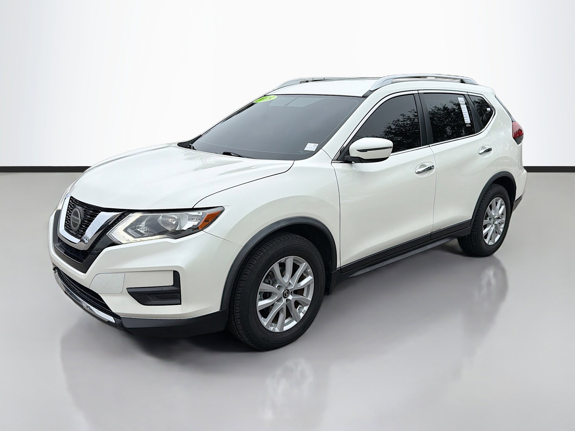 Used 2018 Nissan Rogue SV image 7