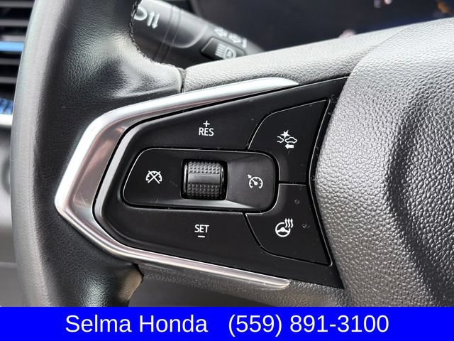 Used 2024 Chevrolet Trax LT w/ LT Convenience Package FWD image 13