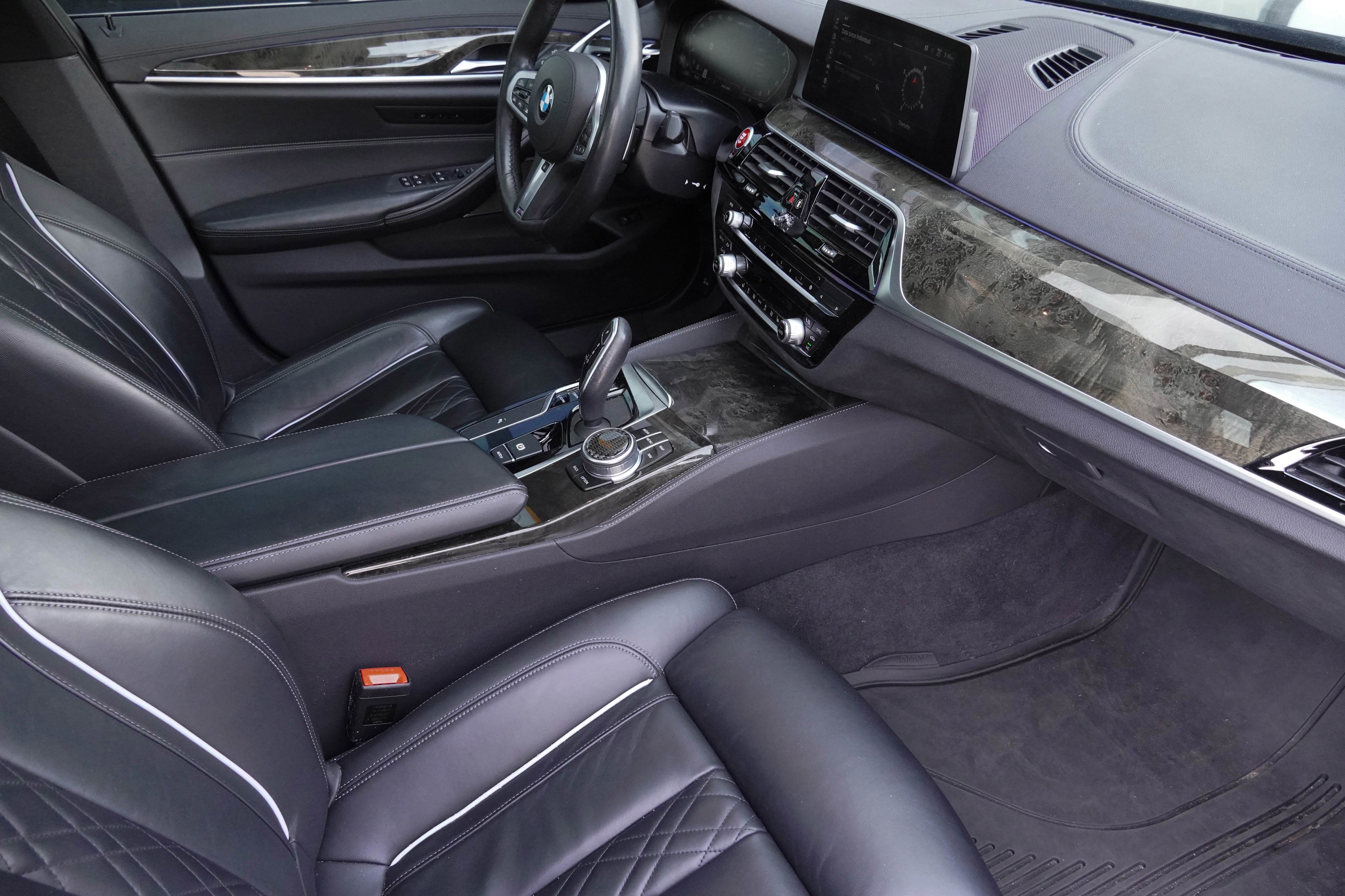Used 2020 BMW M550i xDrive AWD/4WD image 10