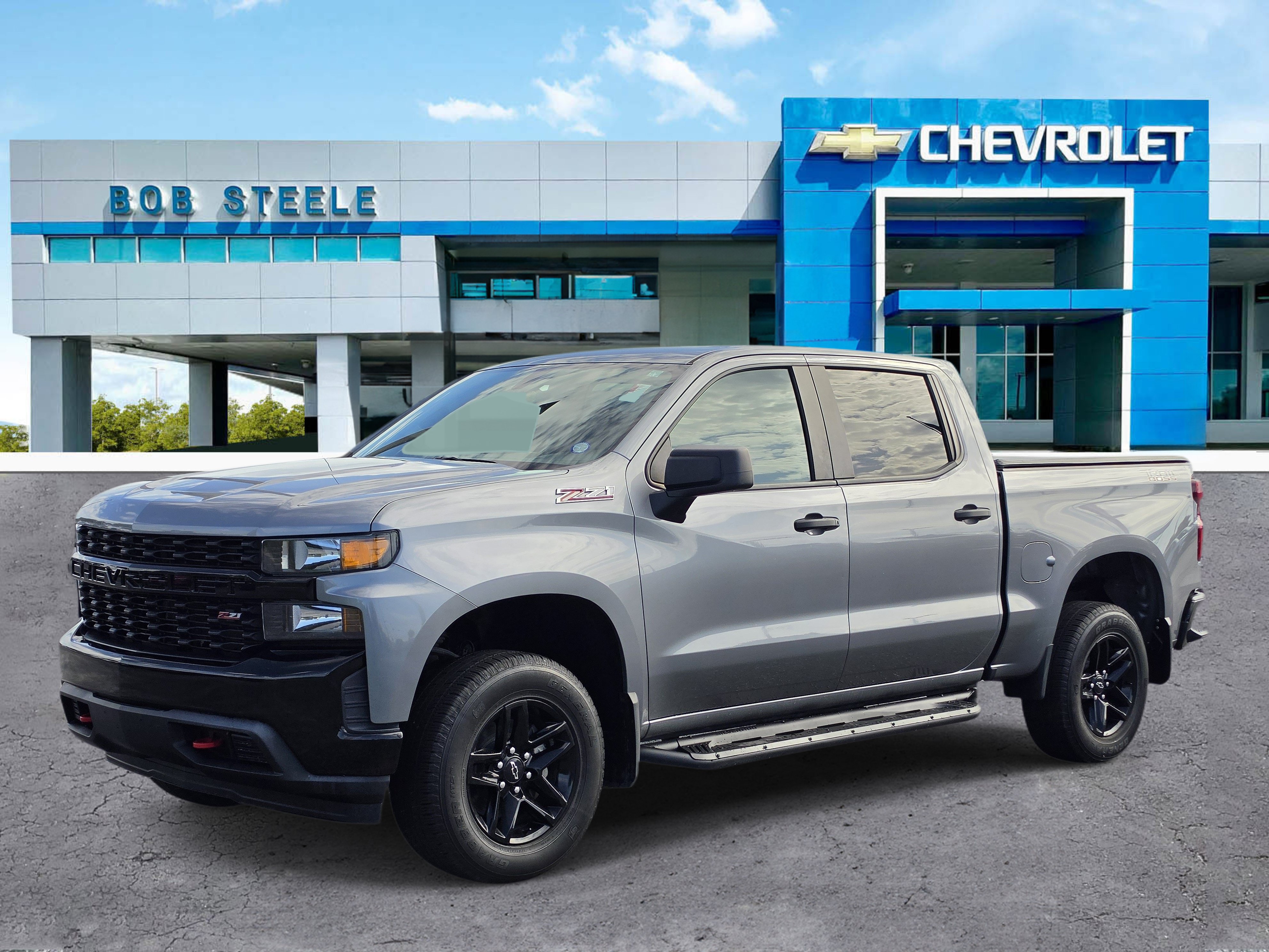 Used 2020 Chevrolet Silverado 1500 Custom Trail Boss w/ Custom Convenience Package AWD/4WD image 2