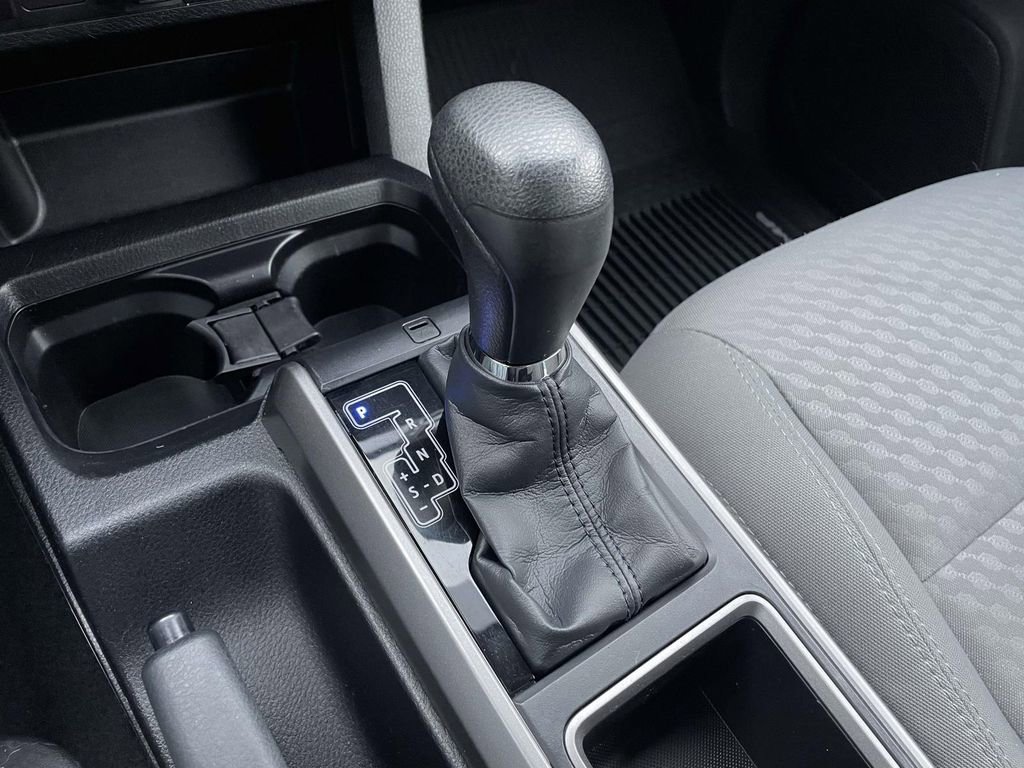 Used 2020 Toyota Tacoma SR5 image 21