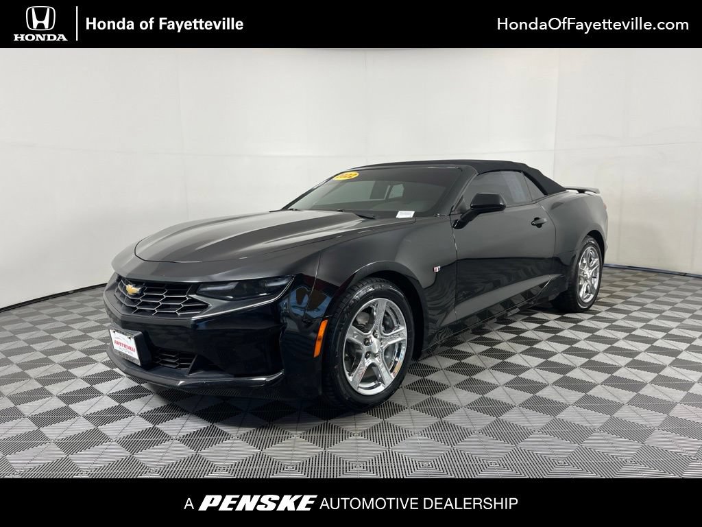 Used 2022 Chevrolet Camaro LT RWD image 1