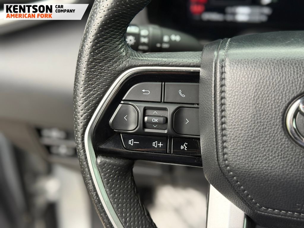 Used 2023 Toyota Tundra Platinum w/ Advanced Package AWD/4WD image 20