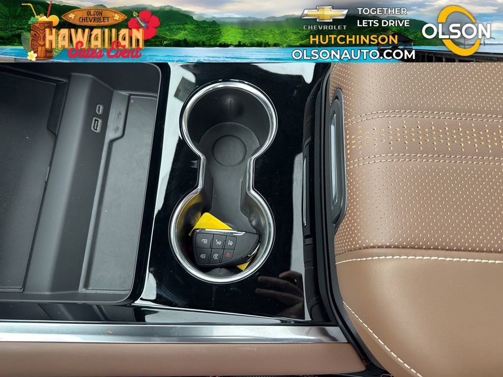 New 2026 Chevrolet Suburban High Country image 21