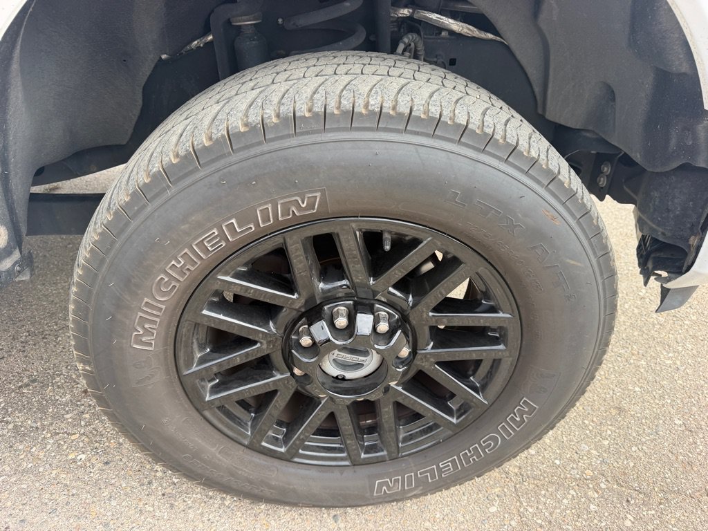 Used 2022 Ford F250 XLT w/ Black Appearance Package AWD/4WD image 15