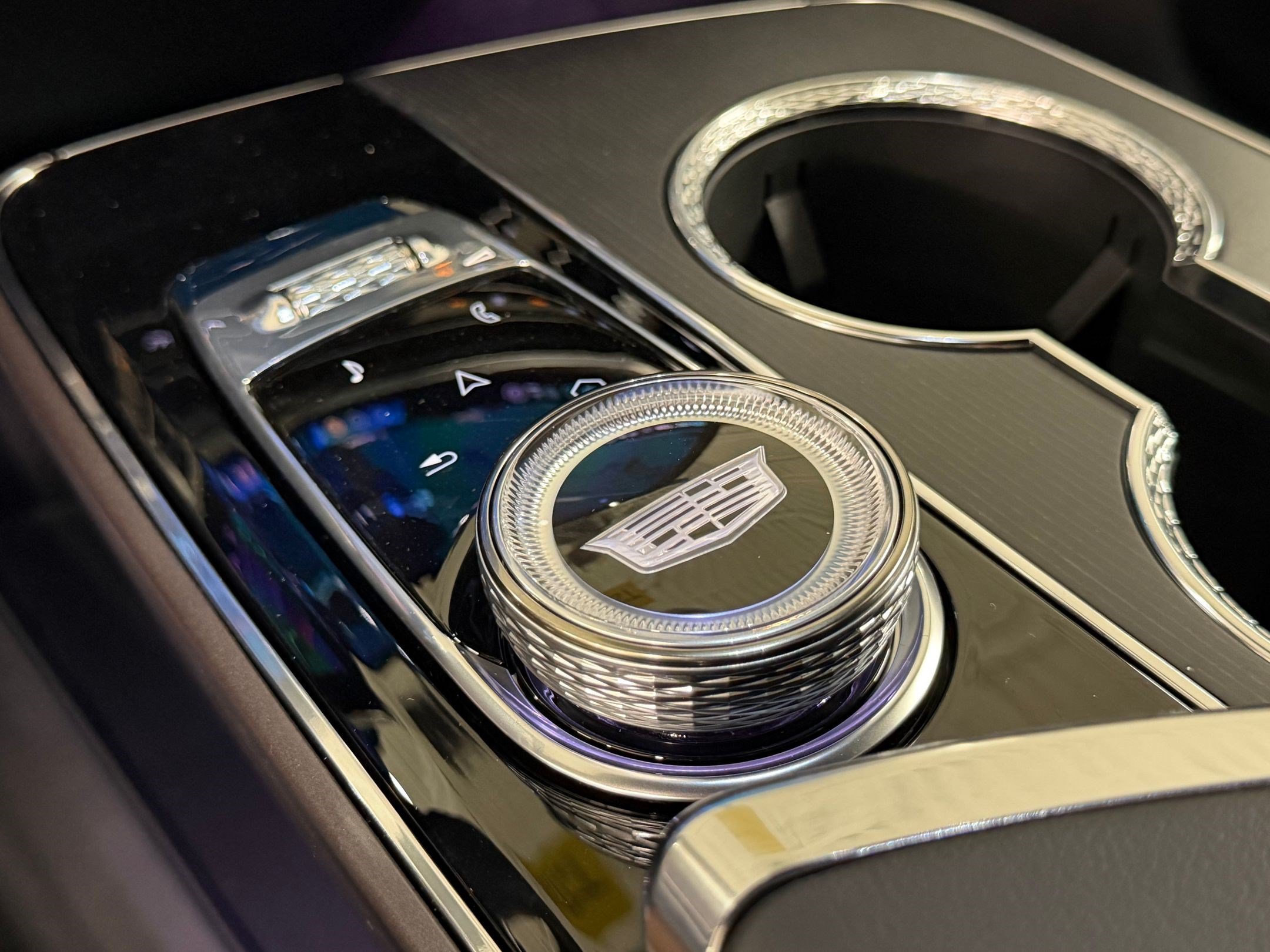 New 2026 Cadillac Lyriq Sport AWD/4WD image 15