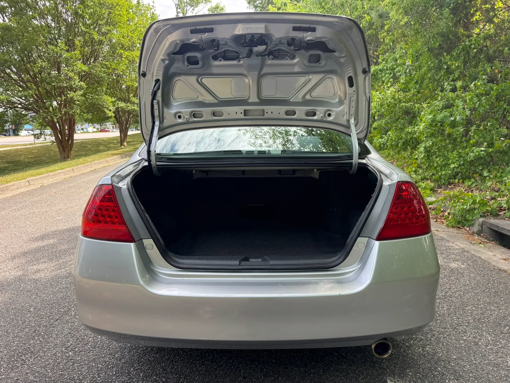 Used 2007 Honda Accord SE image 8