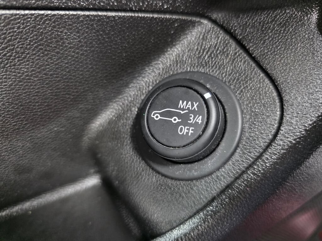 Used 2020 GMC Terrain SLT w/ Preferred Package AWD/4WD image 18
