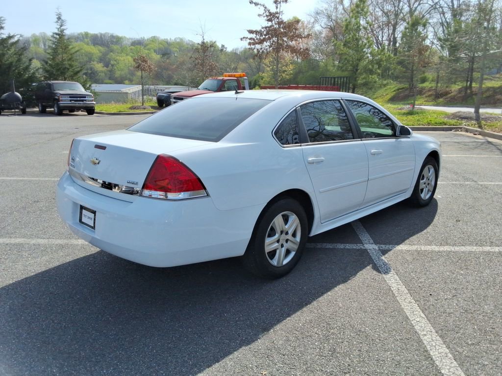 Used 2010 Chevrolet Impala LS FWD image 5