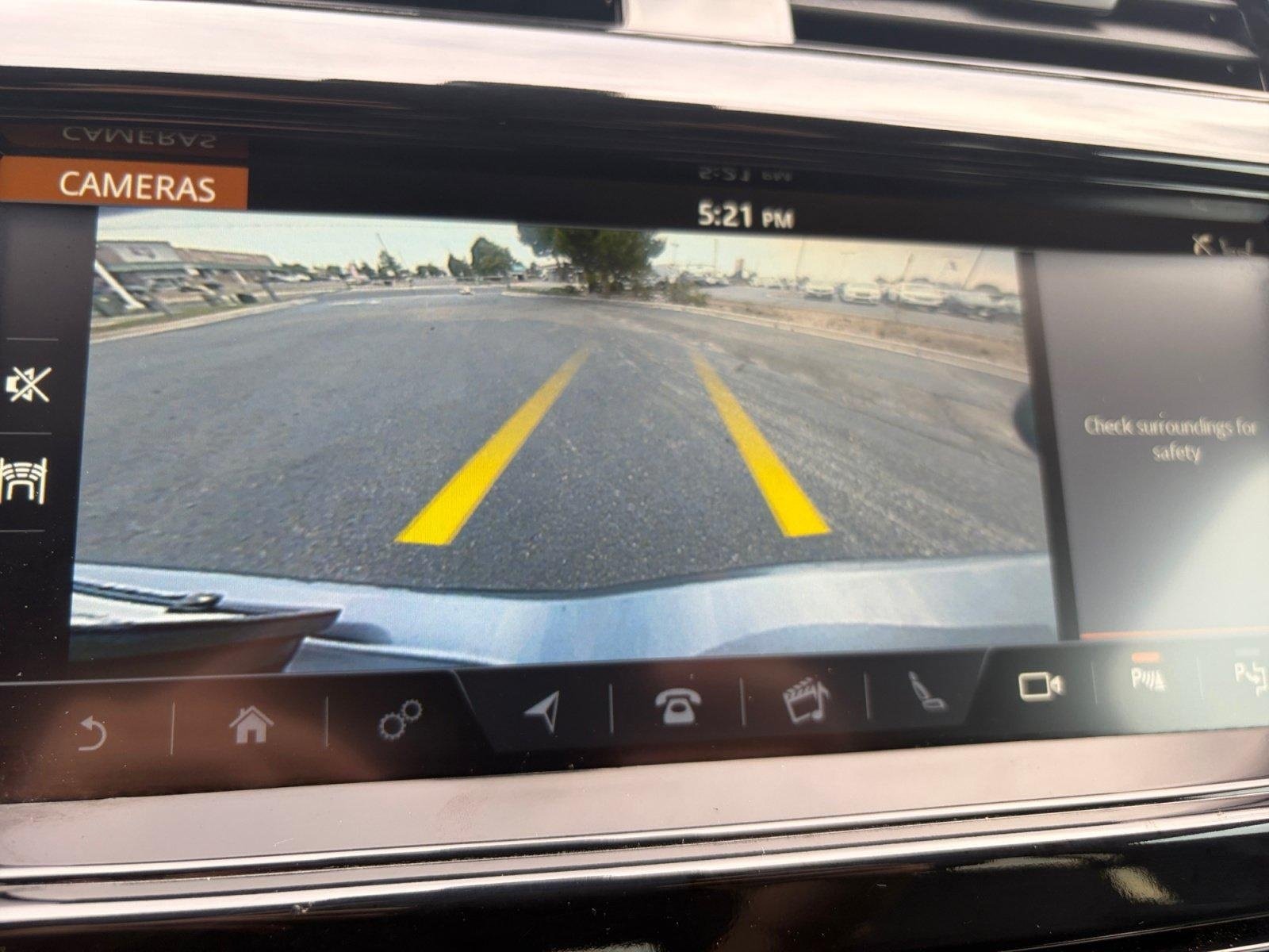 Used 2020 Land Rover Discovery HSE AWD/4WD image 19