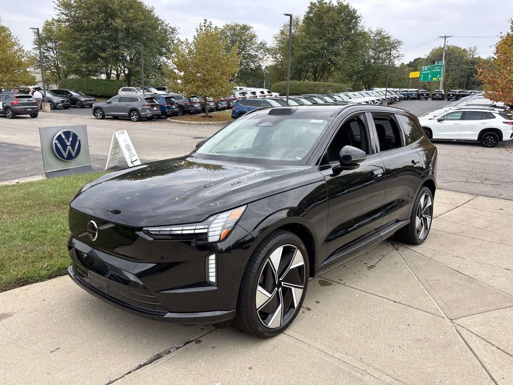 New 2025 Volvo EX90 Ultra w/ Protection Package Premier image 3