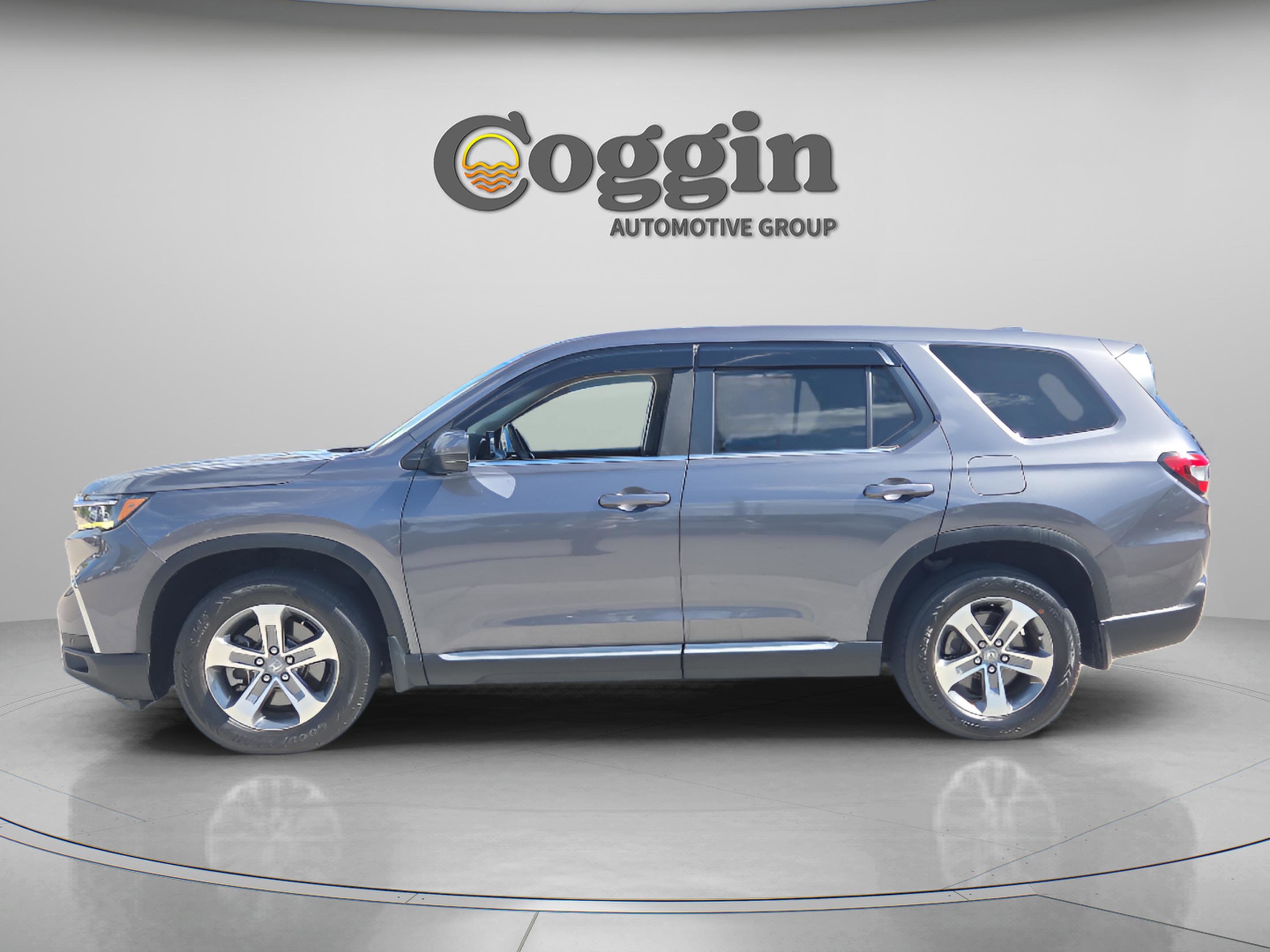 Used 2023 Honda Pilot EX-L image 2