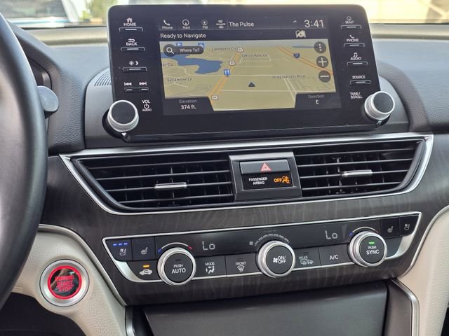 Used 2019 Honda Accord Touring image 9