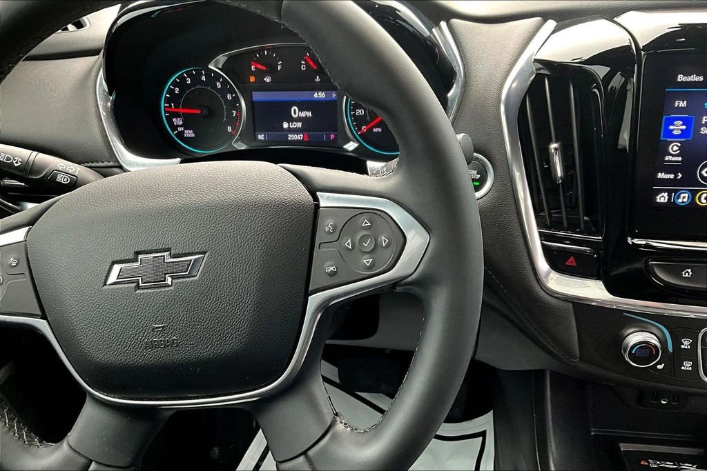 Used 2023 Chevrolet Traverse LT w/ Midnight/Sport Edition AWD/4WD image 12
