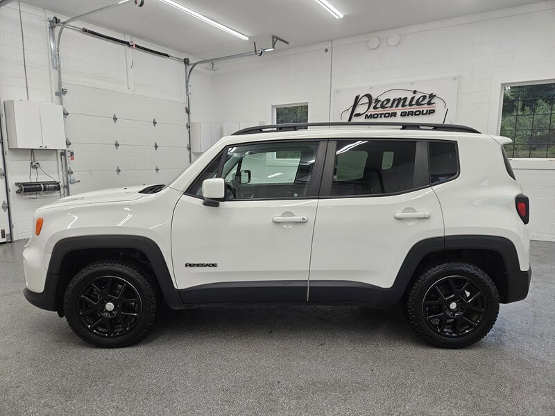 Used 2020 Jeep Renegade Latitude AWD/4WD image 8