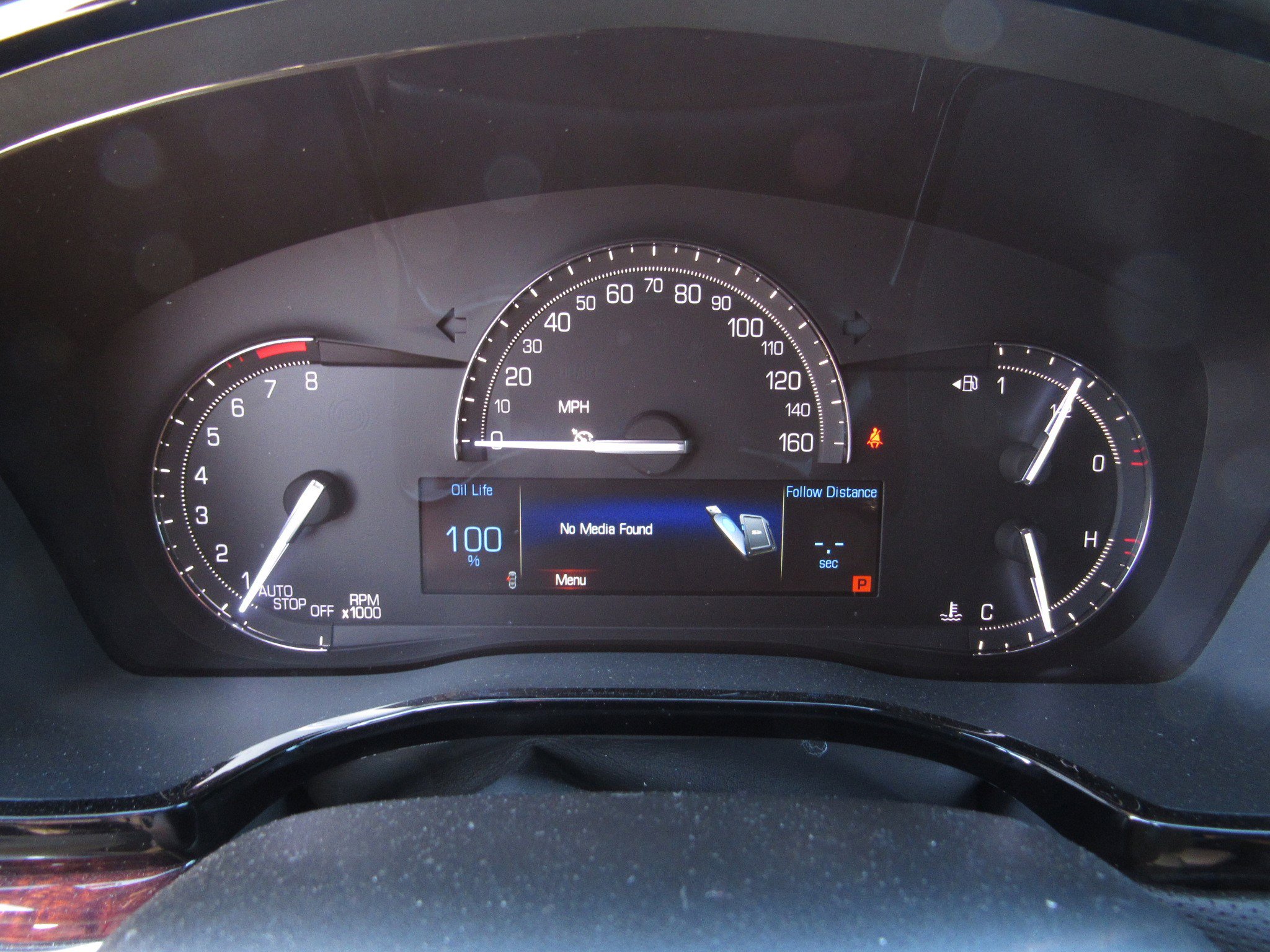 Used 2017 Cadillac XT5 Luxury w/ Driver Awareness Package image 28