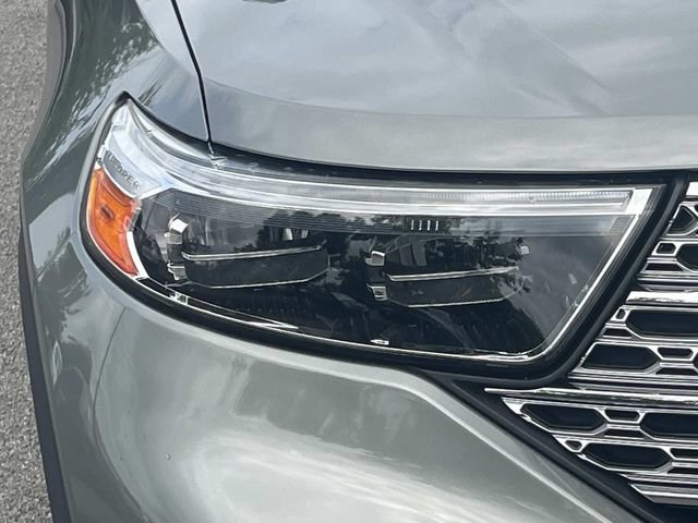 Used 2020 Ford Explorer Limited RWD image 9