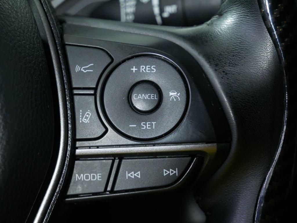 Used 2023 Toyota Camry SE FWD image 25