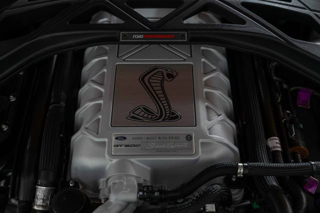 Used 2022 Ford Mustang Shelby GT500 w/ Carbon Fibre Track Pack RWD image 31