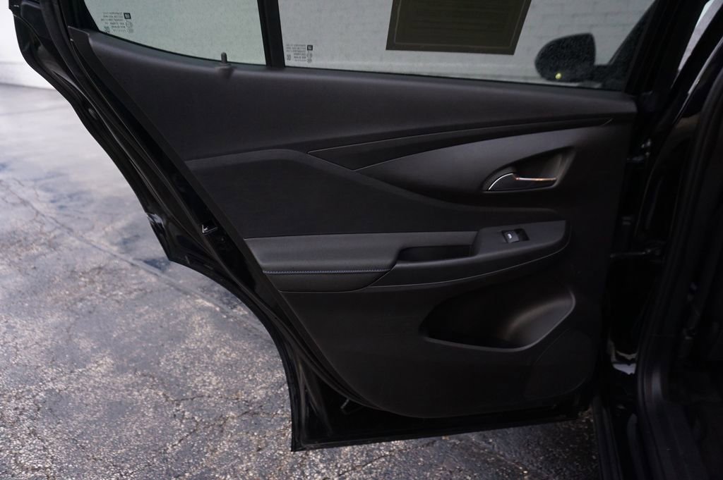 Used 2024 Buick Envista Sport Touring w/ Convenience I Package image 25