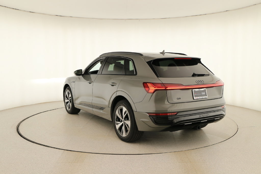 Certified 2024 Audi Q8 e-tron Premium Plus AWD/4WD image 4