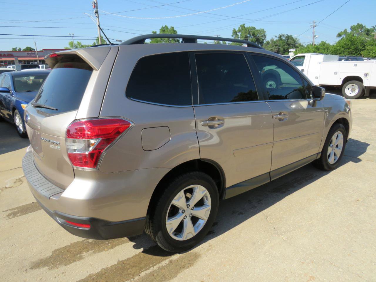 Used 2015 Subaru Forester 2.5i Limited w/ Popular Package #2 AWD/4WD image 4