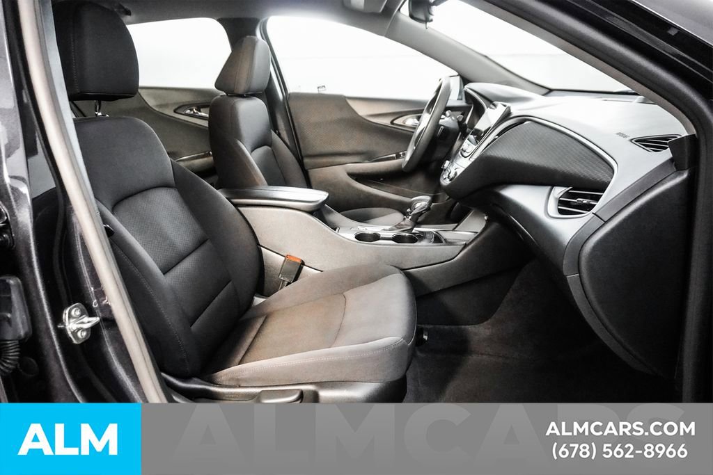 Used 2025 Buick Enclave Preferred image 19