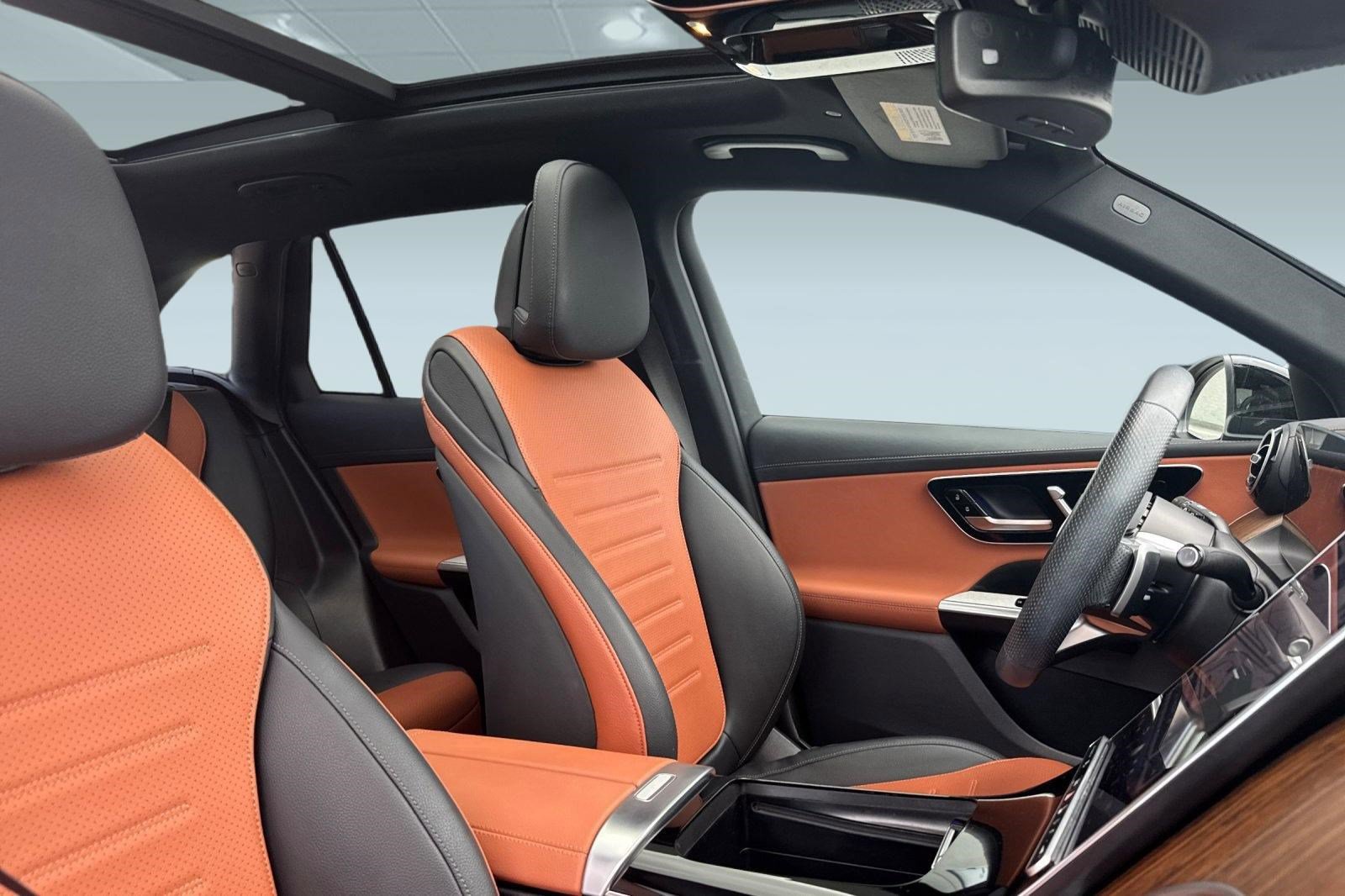 Certified 2023 Mercedes-Benz GLC 300 4MATIC image 32