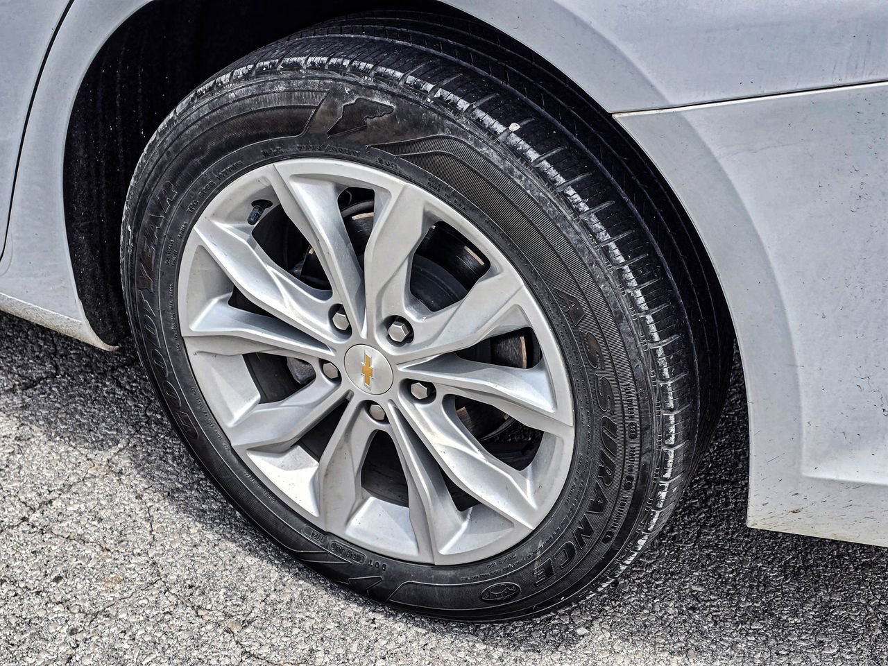 Used 2025 Chevrolet Malibu LT FWD image 7