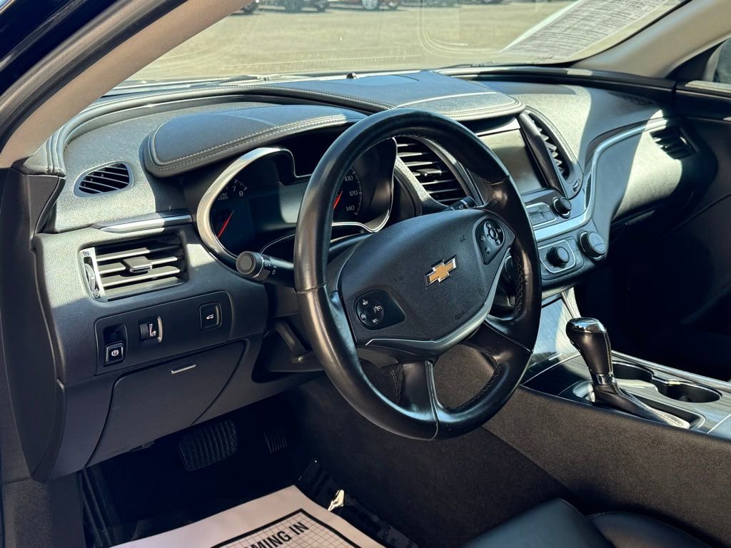 Used 2019 Chevrolet Impala LT FWD image 10