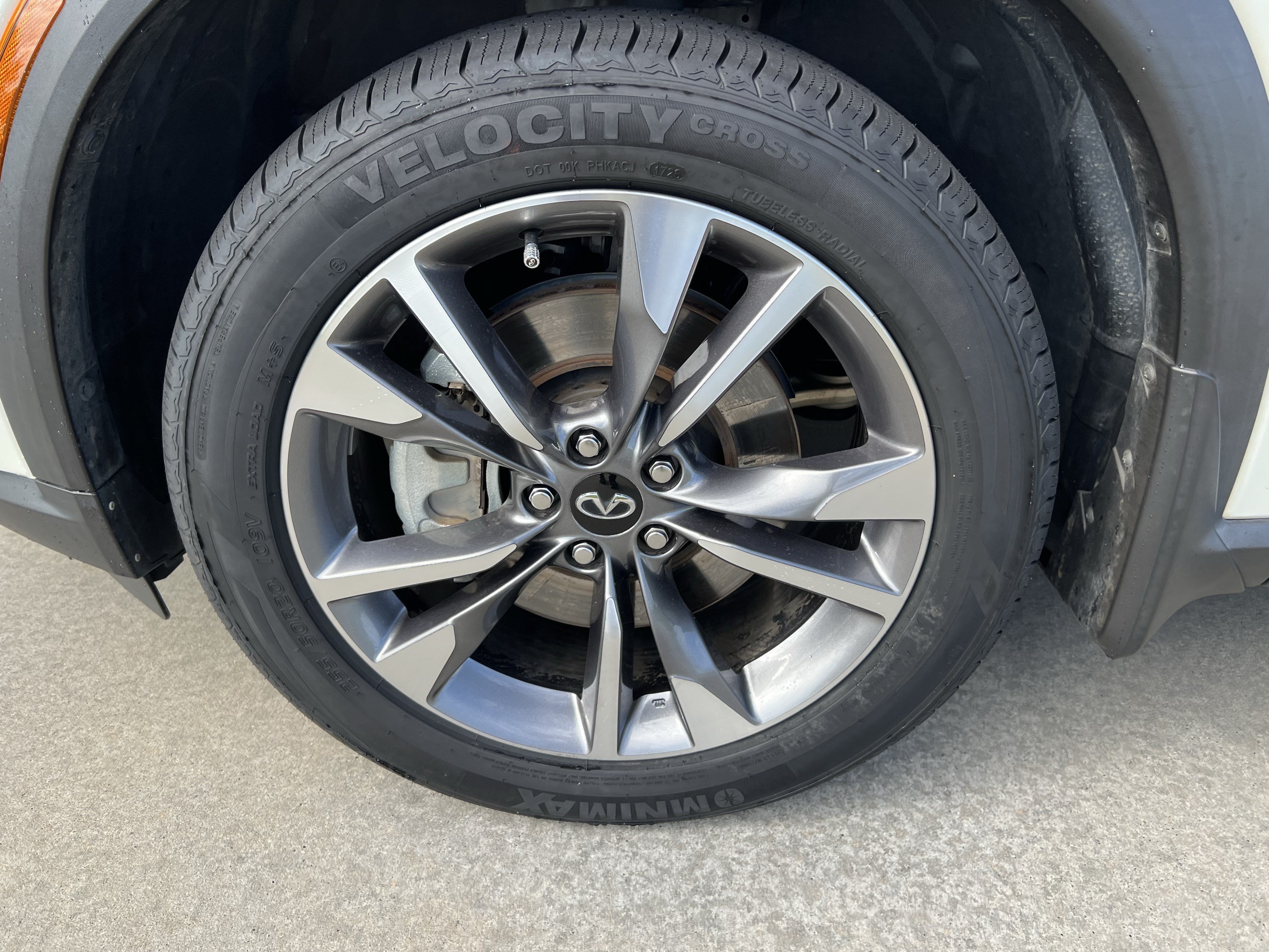 Used 2024 INFINITI QX60 Luxe FWD image 13