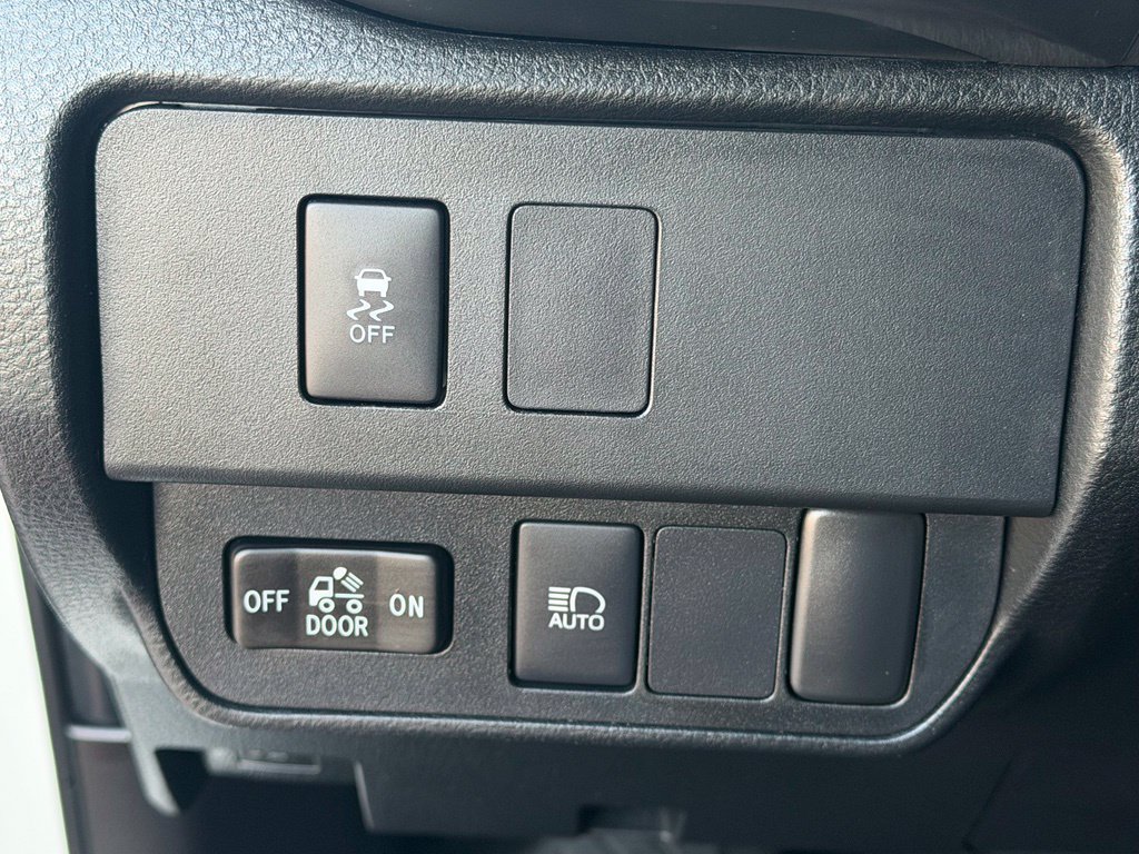 Used 2023 Toyota Tacoma SR5 RWD image 32